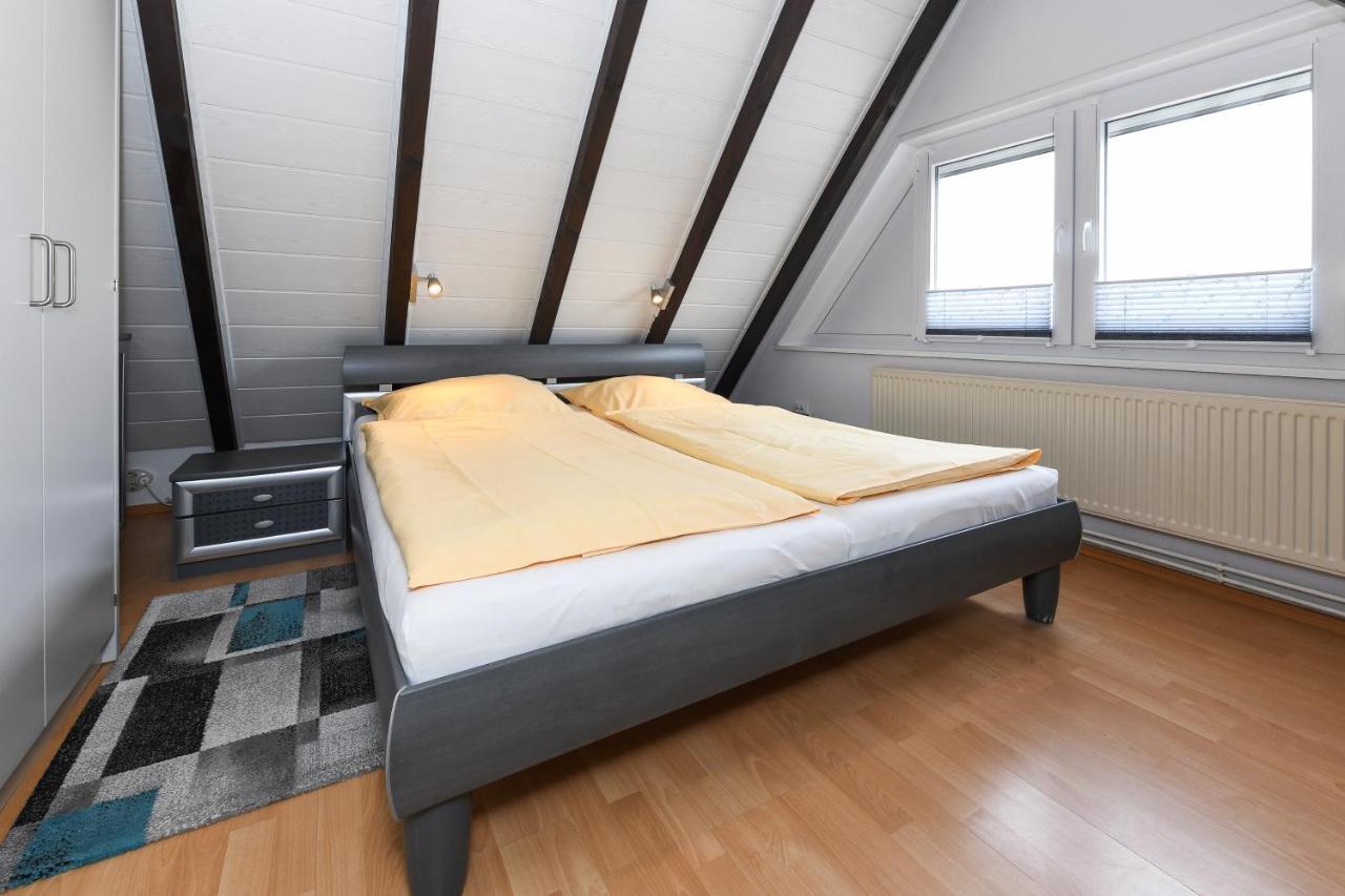 Haus Nordseepferdchen Бензерзил Екстериор снимка